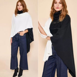 Donni Charm Colorblock Cape